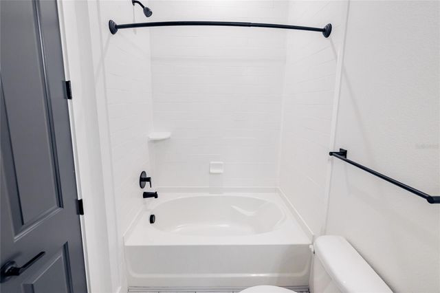 1420 LAKEFRONT DRIVE 4204, Sarasota, FL 34240