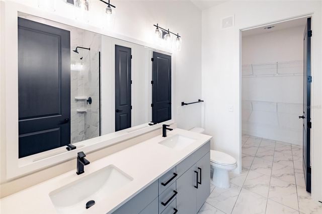 1420 LAKEFRONT DRIVE 4204, Sarasota, FL 34240