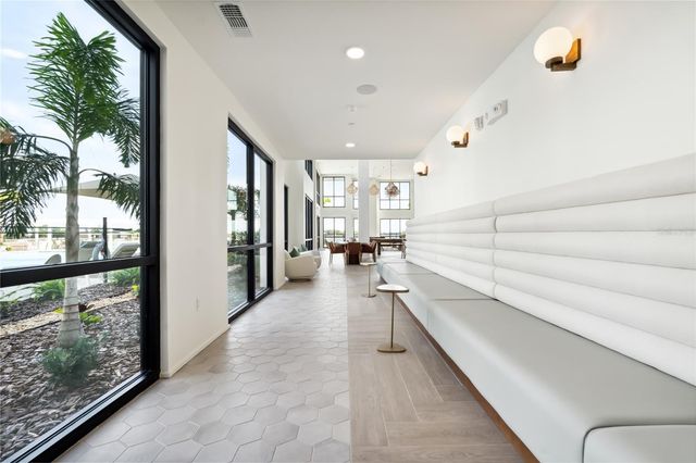 1420 LAKEFRONT DRIVE 4204, Sarasota, FL 34240