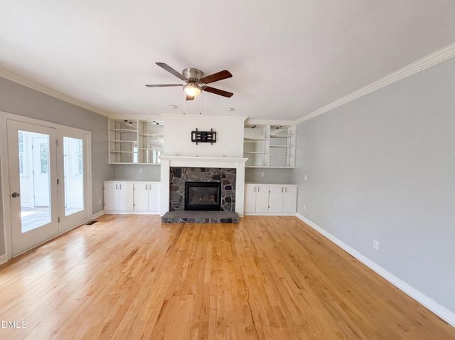 1033 Panther Hill Lane, Raleigh, NC 27603
