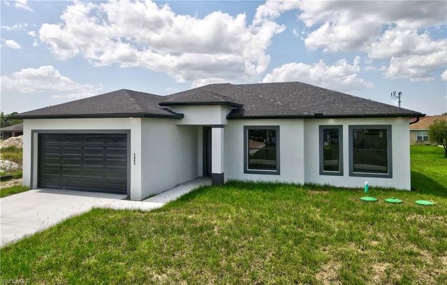 4002 9th ST SW, Lehigh Acres, FL 33976