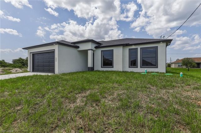 4002 9th ST SW, Lehigh Acres, FL 33976