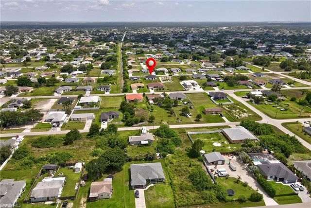 4002 9th ST SW, Lehigh Acres, FL 33976