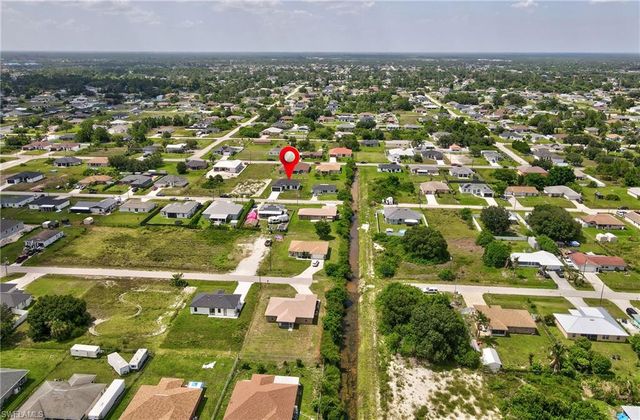 4002 9th ST SW, Lehigh Acres, FL 33976