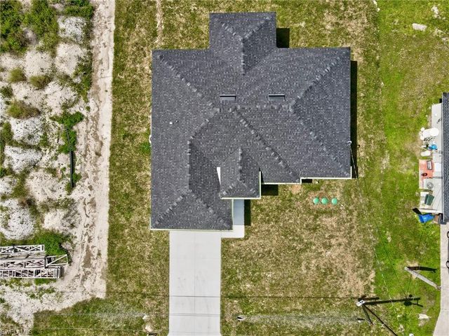 4002 9th ST SW, Lehigh Acres, FL 33976
