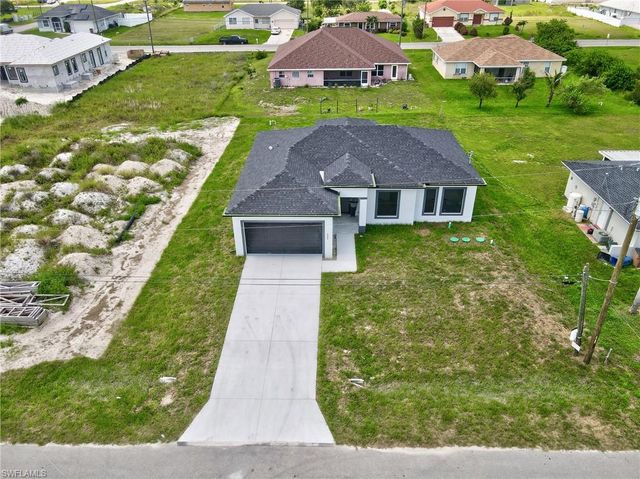 4002 9th ST SW, Lehigh Acres, FL 33976