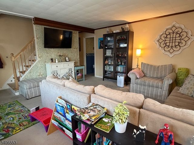 202 Glenside Pl, North Plainfield Boro, NJ 07060