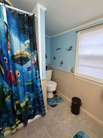 202 Glenside Pl, North Plainfield Boro, NJ 07060