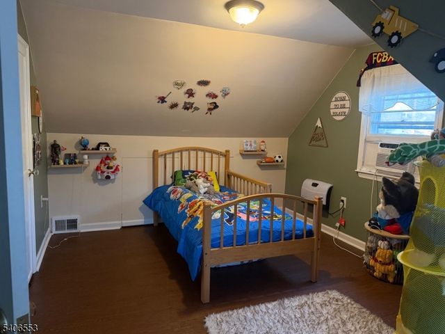 202 Glenside Pl, North Plainfield Boro, NJ 07060