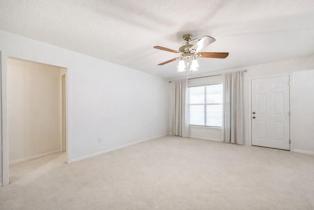 2415 Heather Street, Highlands, TX 77562