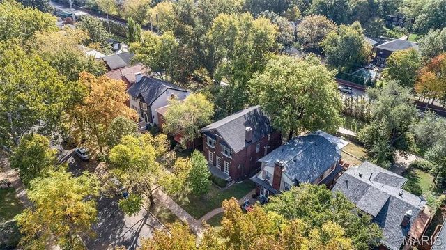 7118 Pershing Avenue, University City, MO 63130