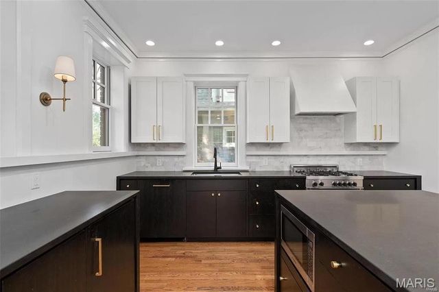 7118 Pershing Avenue, University City, MO 63130