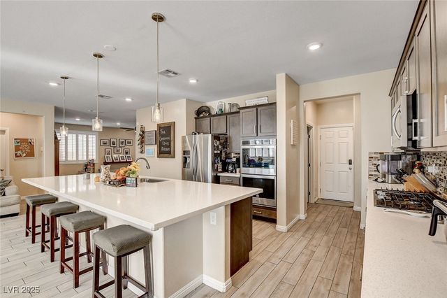 5041 Silent Birch Avenue, Las Vegas, NV 89131