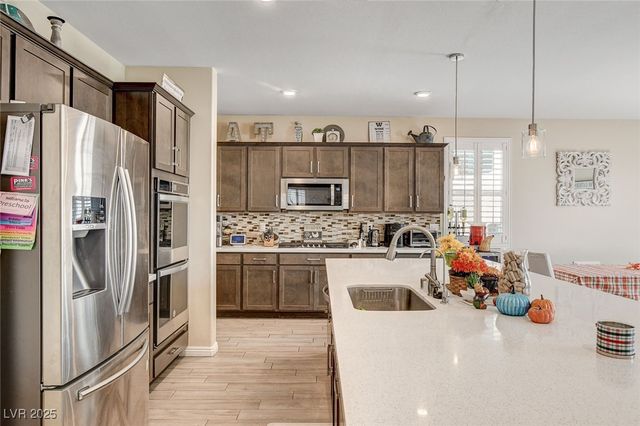 5041 Silent Birch Avenue, Las Vegas, NV 89131