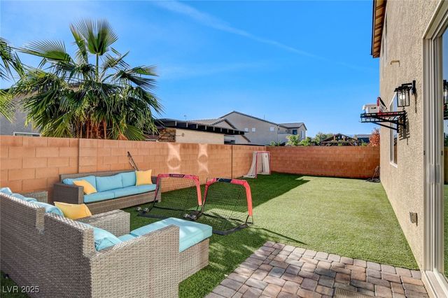 5041 Silent Birch Avenue, Las Vegas, NV 89131