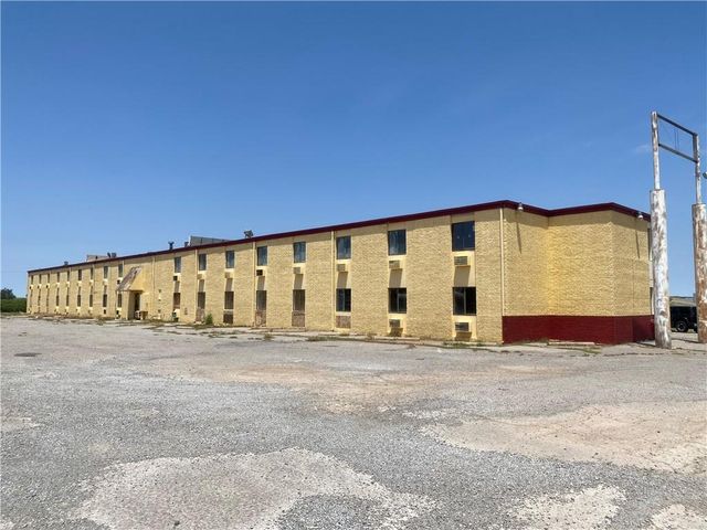 211 N 9TH Street, Canute, OK 73626