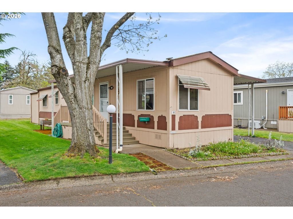 1475 GREEN ACRES Rd 91, Eugene, OR 97408