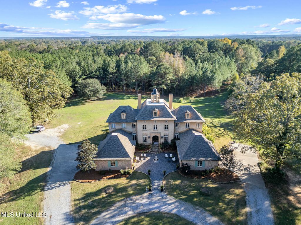 410 Cole Road, Mendenhall, MS 39114