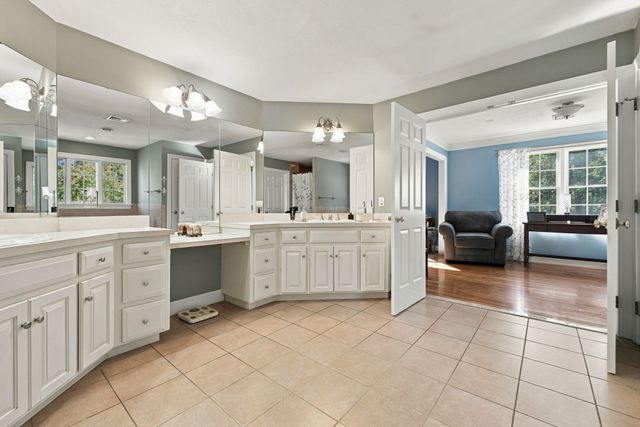 7 George Root Way, North Reading, MA 01864