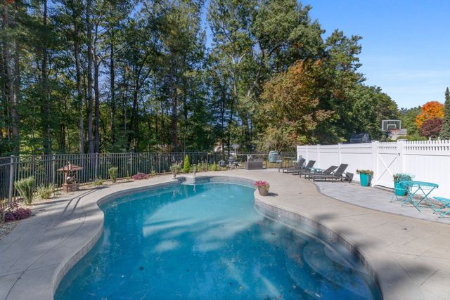 7 George Root Way, North Reading, MA 01864