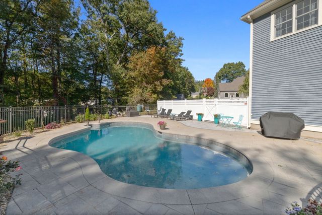 7 George Root Way, North Reading, MA 01864