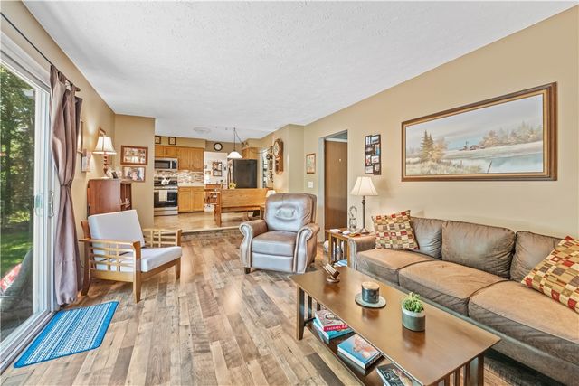 18 Mathew Lane, Greece, NY 14626