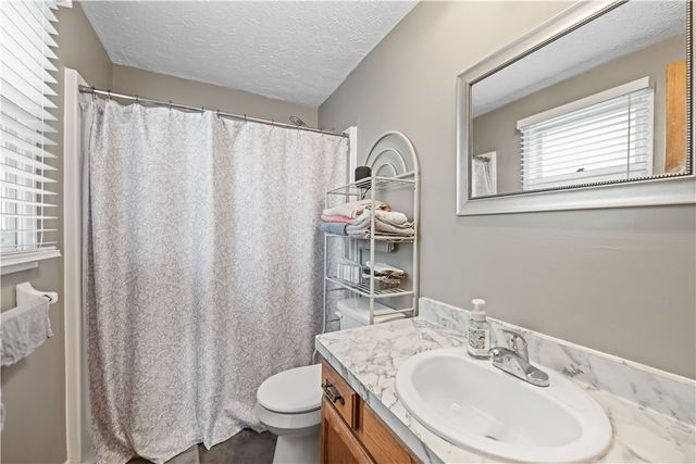18 Mathew Lane, Greece, NY 14626