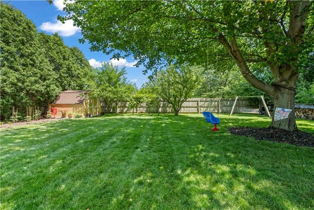 18 Mathew Lane, Greece, NY 14626