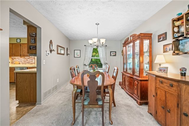 18 Mathew Lane, Greece, NY 14626