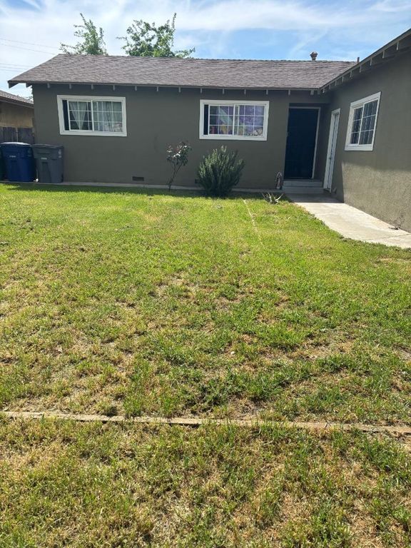 517 Pinion Street, Los Banos, CA 93635