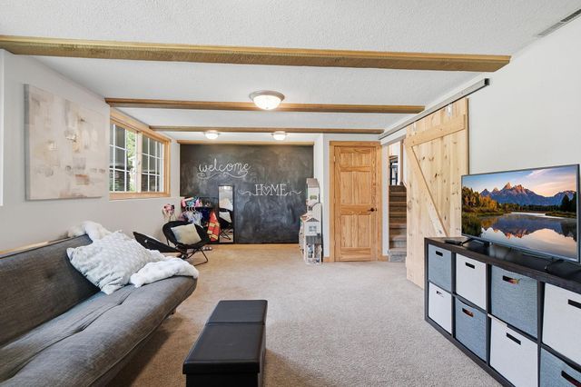 172 Strese Circle, Apple Valley, MN 55124