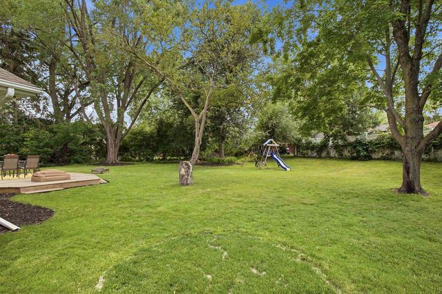 172 Strese Circle, Apple Valley, MN 55124