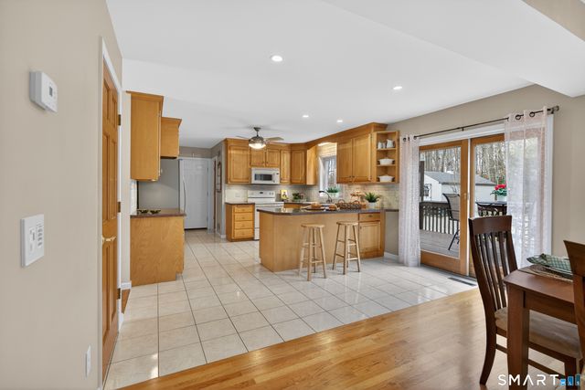 26 Tanglewood Drive Extension, Preston, CT 06365