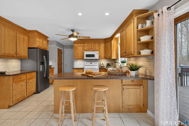 26 Tanglewood Drive Extension, Preston, CT 06365