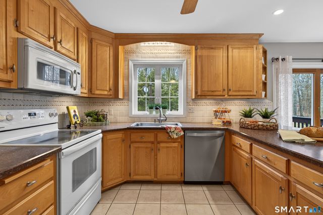 26 Tanglewood Drive Extension, Preston, CT 06365