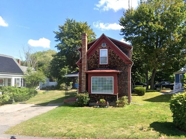 471 Union St, Rockland, MA 02370