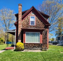 471 Union St, Rockland, MA 02370