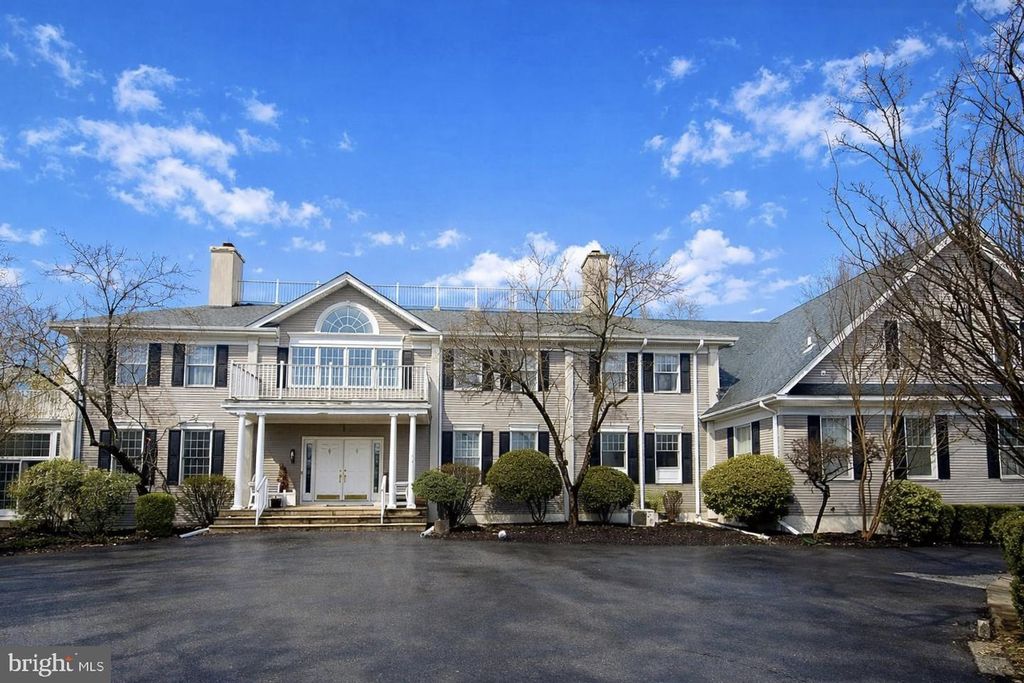 22 TOMLYN DR, Princeton, NJ 08540