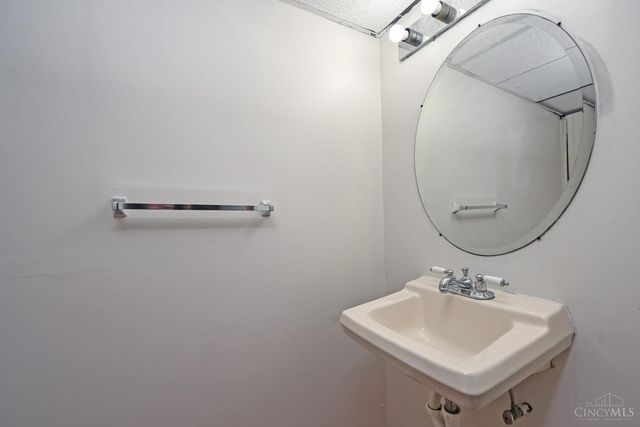 5017 Zion Road, Miami Twp, OH 45002