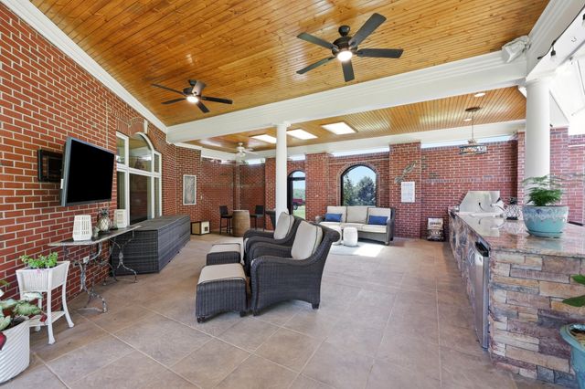 2745 Coleman Springs Path, Georgetown, KY 40324