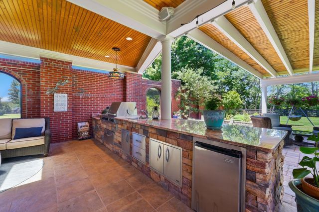 2745 Coleman Springs Path, Georgetown, KY 40324