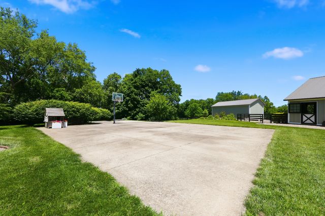 2745 Coleman Springs Path, Georgetown, KY 40324