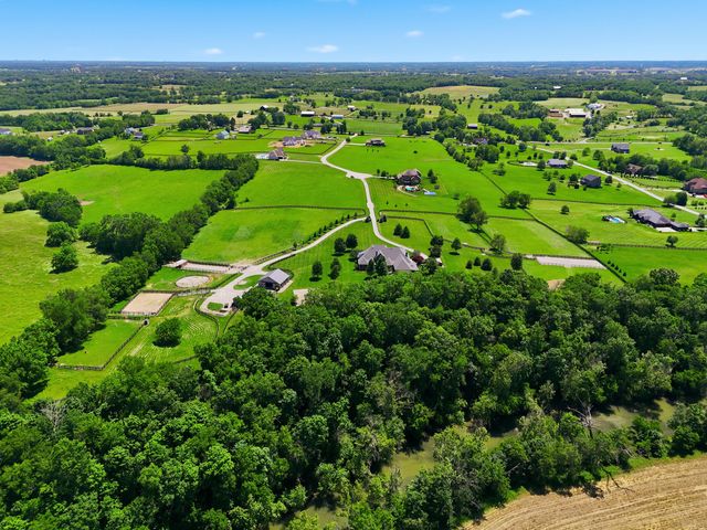2745 Coleman Springs Path, Georgetown, KY 40324