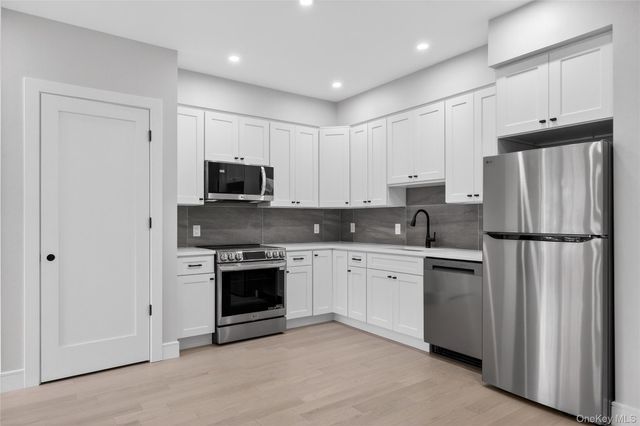 10 Market Street F, Wappingers Falls, NY 12590