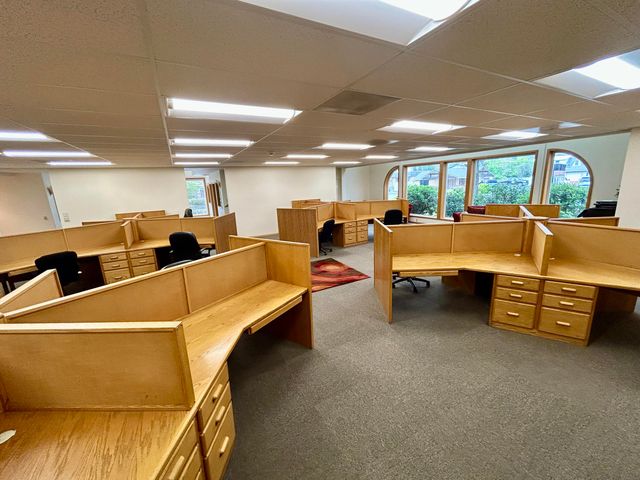 541 NE E Street, Grants Pass, OR 97526