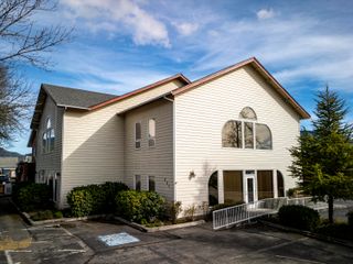 541 NE E Street, Grants Pass, OR 97526