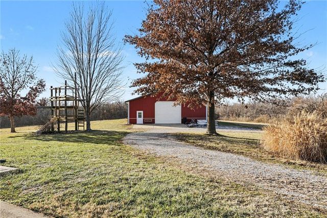 5050 SW O Highway, Trimble, MO 64492