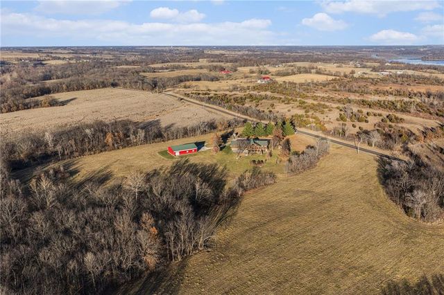 5050 SW O Highway, Trimble, MO 64492