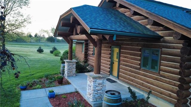 5050 SW O Highway, Trimble, MO 64492
