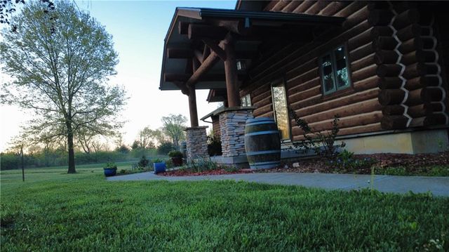 5050 SW O Highway, Trimble, MO 64492